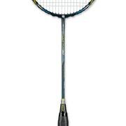 Oliver Badmintonschläger Modell Centric 80, schwarz-blauer Schläger mit schwarzem Griff vor einem weißen Hintergrund