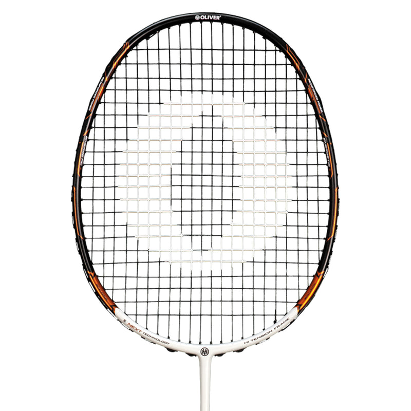 Oliver Badmintonschläger Modell Energetic K7, weiß-schwarzer Schlägerkopf mit bronzefarbenem Design vor einem weißen Hintergrund