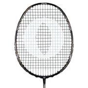 OLIVER Badmintonschläger Modell Entrex 80, silber-goldfarbener Badmintonkopf auf weißem Hintergrund