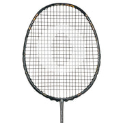 Oliver Badmintonschläger Modell Extreme 75, schwarzer Schläger vor einem weißen Hintergrund