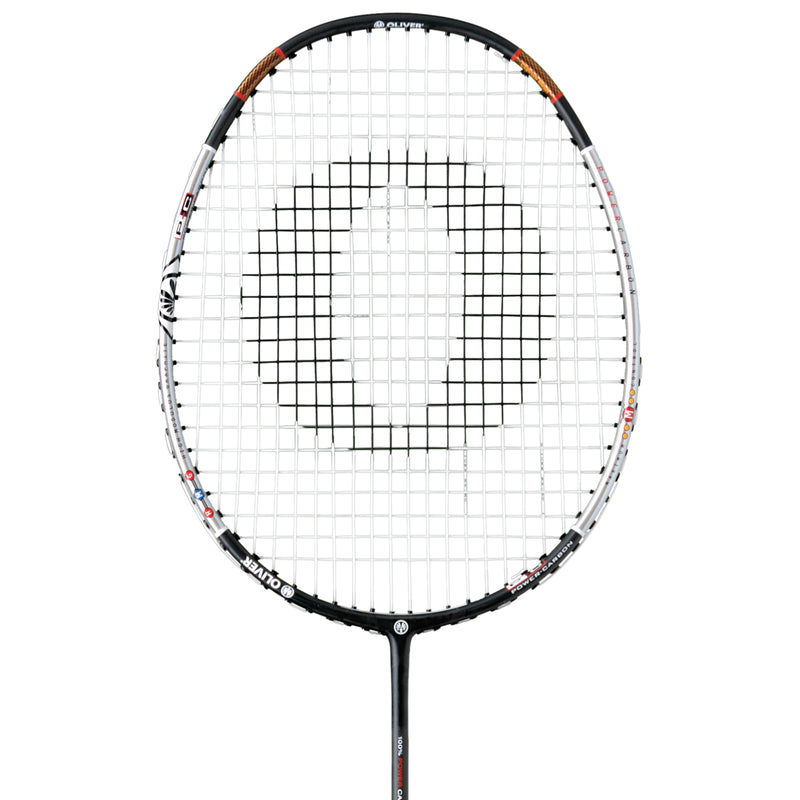 Oliver Badmintonschläger Modell Flexter PC, schwarzer Schläger mit silbernem und braunem Design vor einem weißen Hintergrund