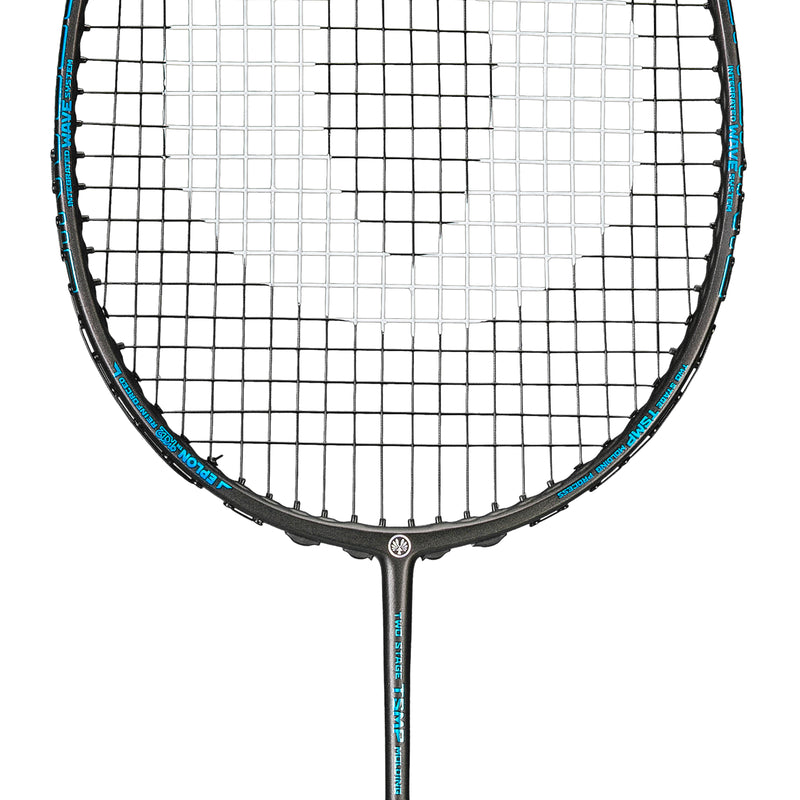 Oliver Badmintonschläger Modell Organic 6, schwarzer Schläger mit blauem Design vor einem weißen Hintergrund