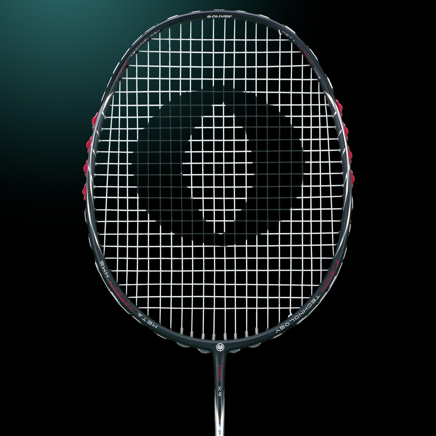 Oliver Badmintonschläger Modell Phantom X9, schwarz-weißer Schläger vor einem dunklen Hintergrund