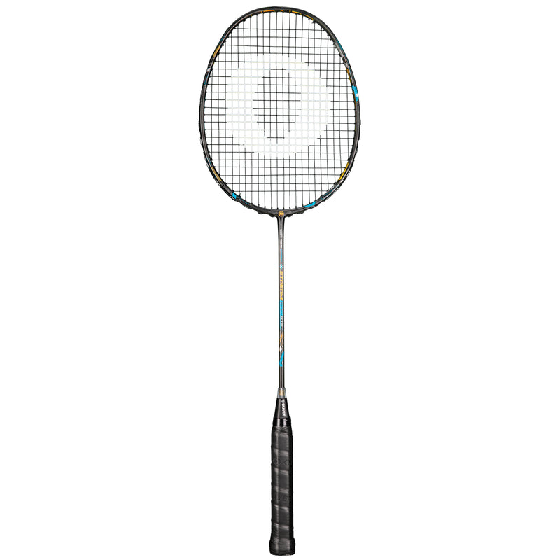 Oliver Badmintonschläger Modell Stream 600, schwarzer Schläger mit blauem Design und schwarzem Griff vor einem weißen Hintergrund