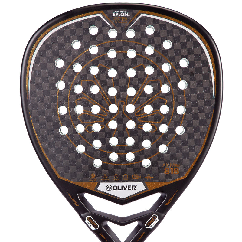 Oliver Padel-Schläger Modell Air Max 818, schwarz mit goldenem Design, vor einem weißen Hintergrund