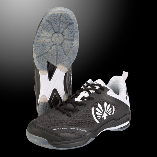OLIVER SX-9 Sportschuh in Schwarz und Weiß mit nahtloser Thermoklebung und rutschfester Sohle für optimale Leistung und Komfort, ideal für Hallensportarten wie Badminton und Squash