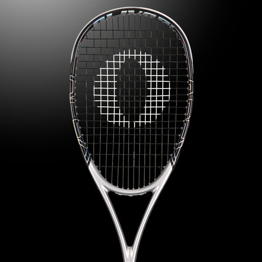 Oliver Squashschläger Modell Apex 420, silbern/schwarzer Schläger vor einem dunklen grauen Hintergrund