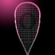 OLIVER Squashschläger Fuchsia, schwarz-pinker Squashschlägerkopf auf dunklem Hintergrund