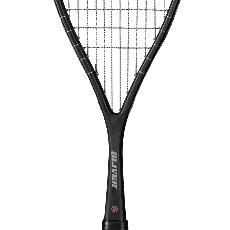 Oliver Squashschläger Modell Pure 7, schwarz-silberner Squashrahmen vor einem weißen Hintergrund
