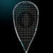 OLIVER Squashschläger Supra 110 Pro, Schlägerkopf mit blauen Akzenten auf dunklem Hintergrund 