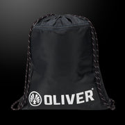 Schwarzer OLIVER Gym-Sack mit weißem Logo und Kordelzug, ideal für den Transport von Sportausrüstung